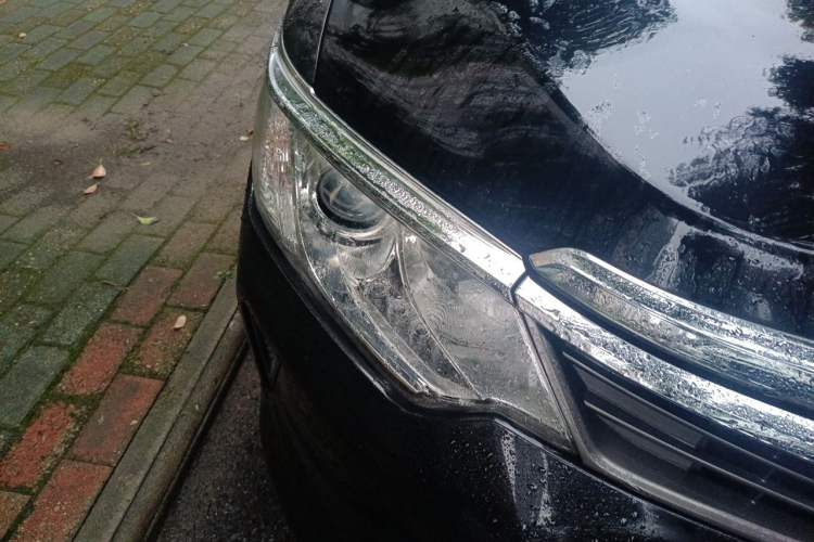 Used Toyota Camry 2015 2.0G Premier Edition Right Front Headlight
