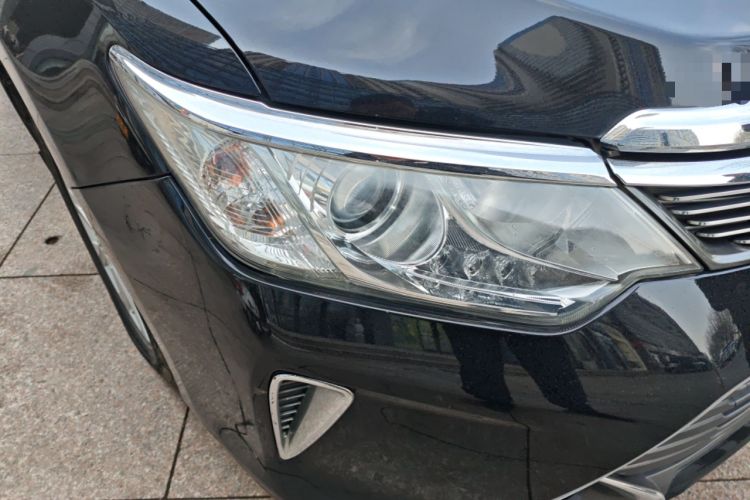 Used Toyota Camry 2015 2.0E Elite Edition Right Front Headlight