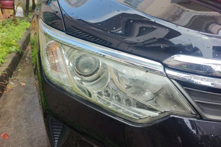 Used Toyota Camry 2015 2.0G Premier Edition Right Front Headlight