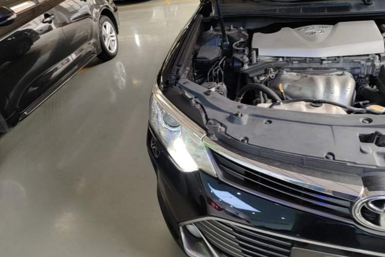 Used Toyota Camry 2015 2.0G Premier Edition Right Front Headlight