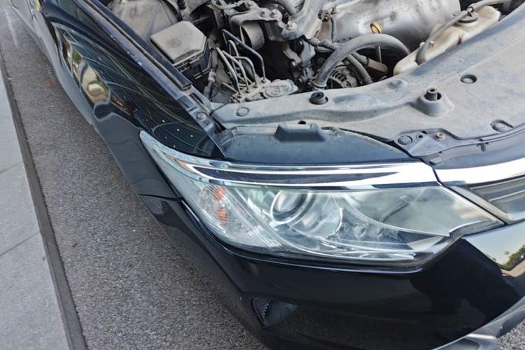 Used Toyota Camry 2015 2.0E Elite Edition Right Front Headlight