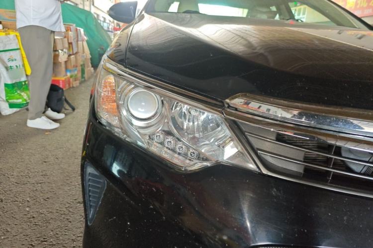 Used Toyota Camry 2015 2.0G Premier Edition Right Front Headlight