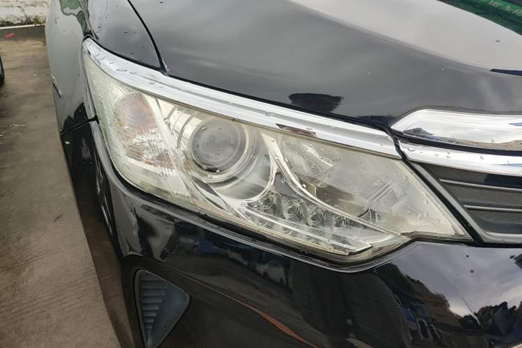 Used Toyota Camry 2015 2.0G Premier Edition Right Front Headlight