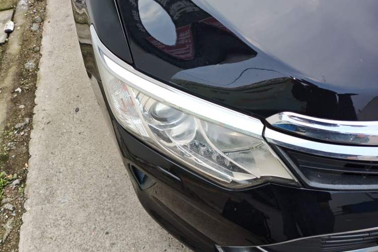 Used Toyota Camry 2015 Dual-Engine 2.5 HG Luxury Navigation Edition Right Front Headlight