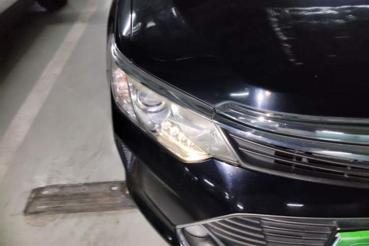 Used Toyota Camry 2015 2.0E Elite Edition Right Front Headlight