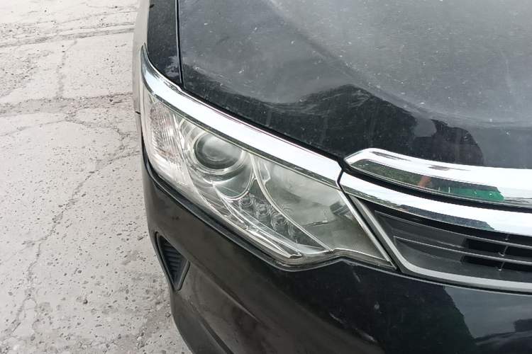 Used Toyota Camry 2015 2.0G Premier Edition Right Front Headlight