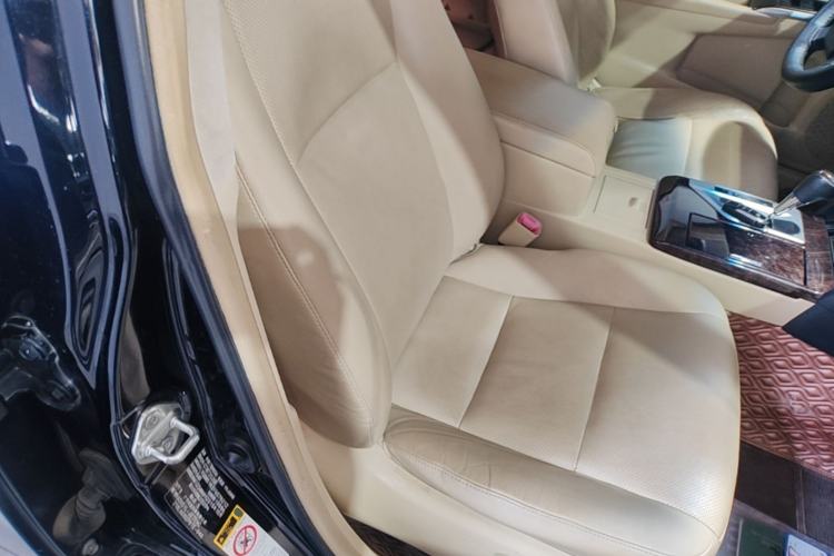 Used Toyota Camry 2015 2.0G Premier Edition Right Front Seat
