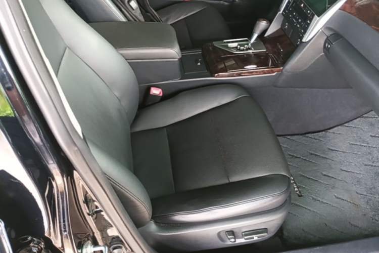 Used Toyota Camry 2015 2.0G Premier Edition Right Front Seat