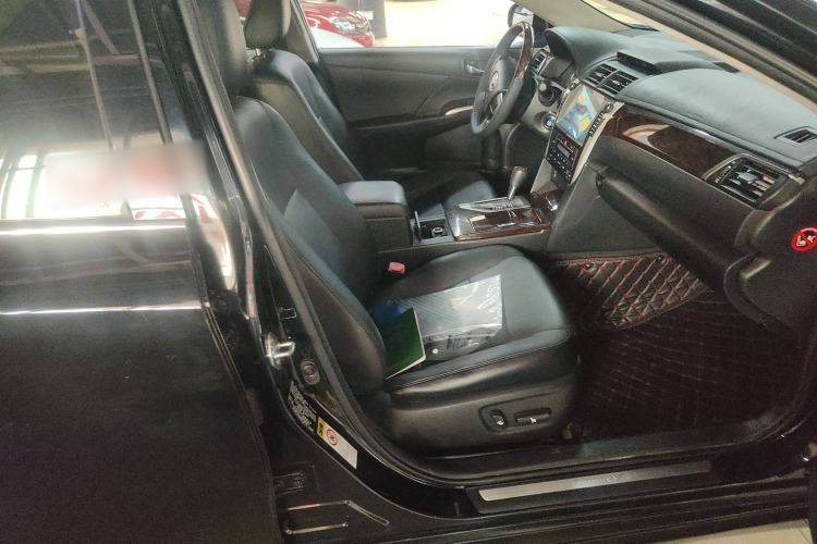 Used Toyota Camry 2015 2.0G Premier Edition Right Front Seat