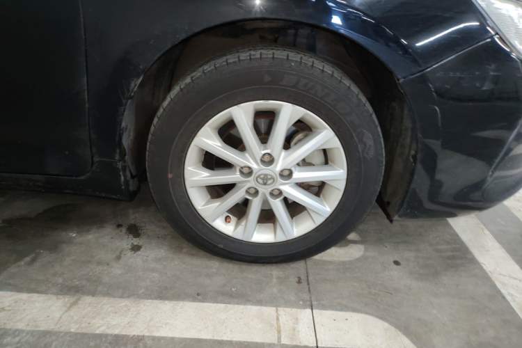Used Toyota Camry 2015 Dual-Engine 2.5 HG Luxury Navigation Edition Right Front Wheel Hub