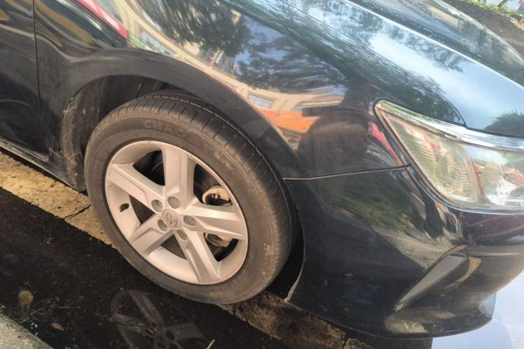 Used Toyota Camry 2015 Junrui 2.0S Activa Edition Right Front Wheel Hub