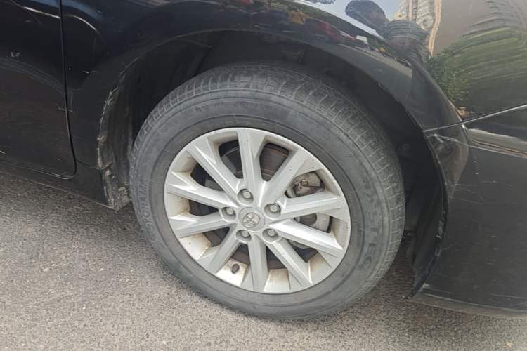 Used Toyota Camry 2015 2.0G Premier Edition Right Front Wheel Hub
