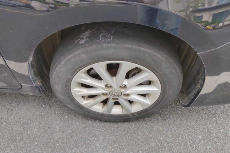 Used Toyota Camry 2015 2.0G Premier Edition Right Front Wheel Hub