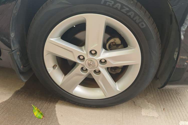 Used Toyota Camry 2015 Junrui 2.0S Activa Edition Right Front Wheel Hub