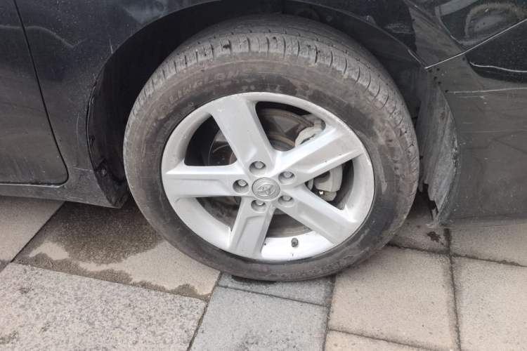 Used Toyota Camry 2015 Dual-Engine 2.5 HG Luxury Navigation Edition Right Front Wheel Hub