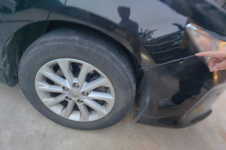 Used Toyota Camry 2015 2.0G Premier Edition Right Front Wheel Hub