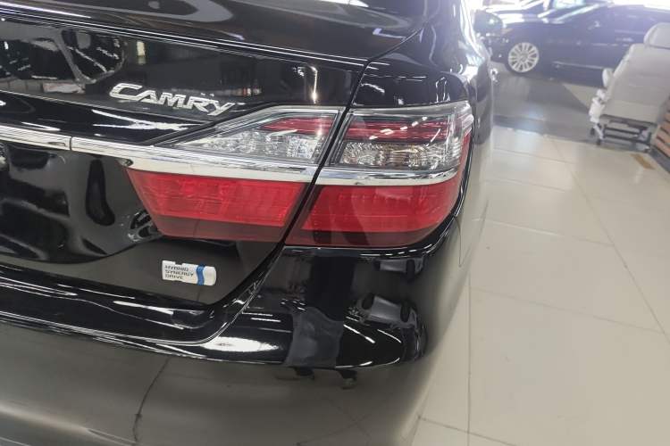 Used Toyota Camry 2015 Dual-Engine 2.5 HG Luxury Navigation Edition Right Rear Taillight