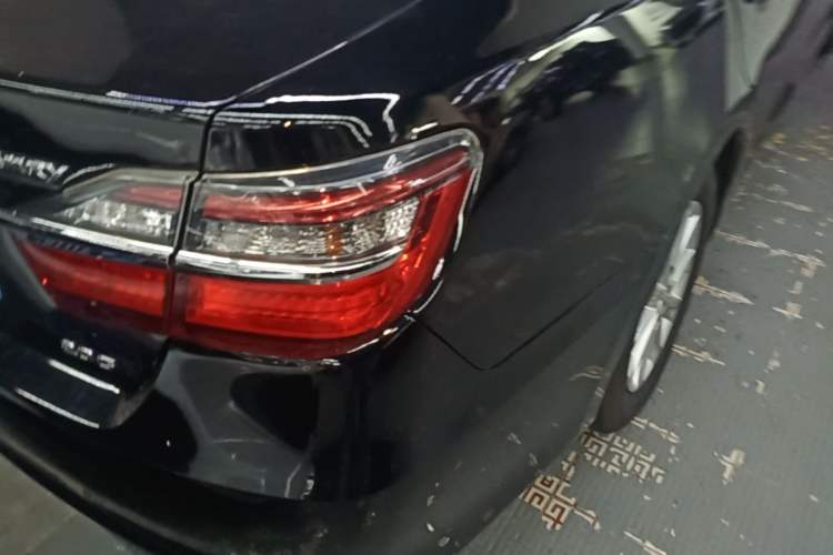Used Toyota Camry 2015 2.0G Premier Edition Right Rear Taillight