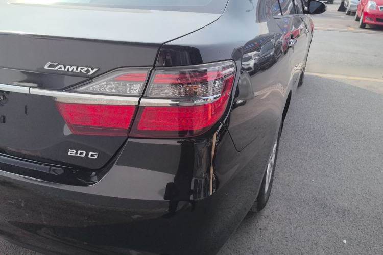 Used Toyota Camry 2015 2.0G Premier Edition Right Rear Taillight