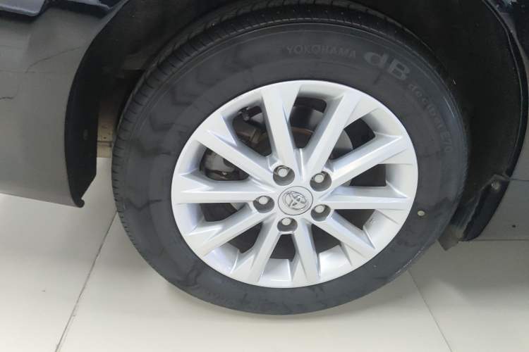 Used Toyota Camry 2015 Dual-Engine 2.5 HG Luxury Navigation Edition Right Rear Wheel Hub