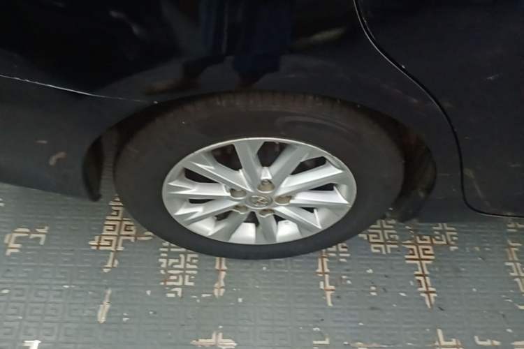 Used Toyota Camry 2015 2.0G Premier Edition Right Rear Wheel Hub