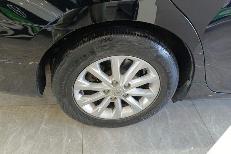 Used Toyota Camry 2015 2.0G Premier Edition Right Rear Wheel Hub