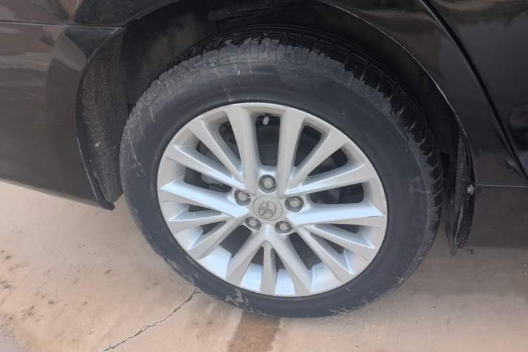 Used Toyota Camry 2015 2.5G Luxury Navigation Edition Right Rear Wheel Hub