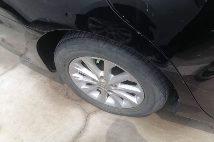 Used Toyota Camry 2015 2.0E Elite Edition Right Rear Wheel Hub