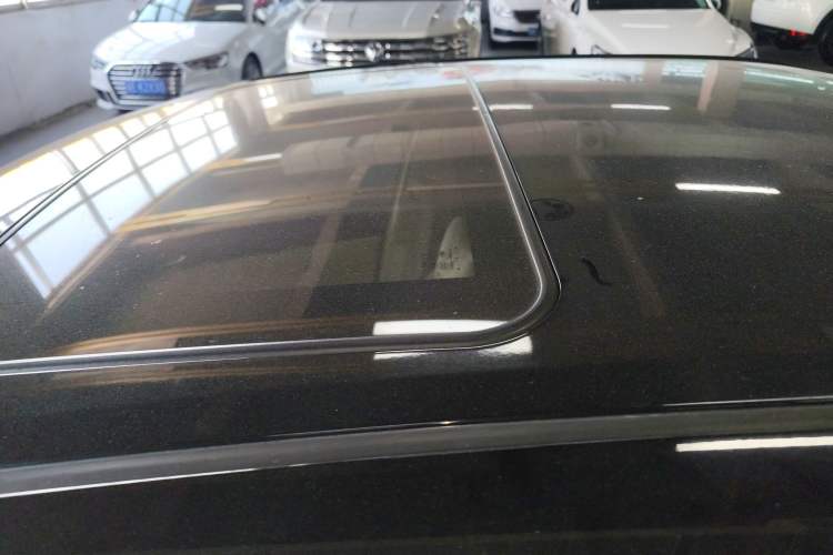 Used Toyota Camry 2015 2.0G Premier Edition Roof