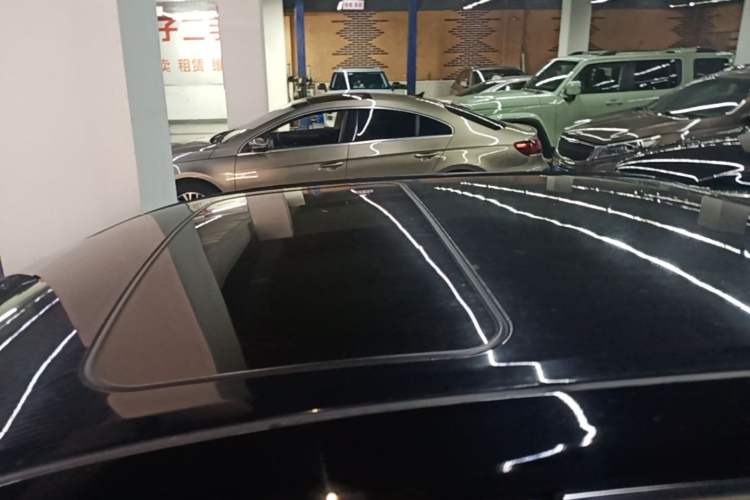 Used Toyota Camry 2015 2.0G Premier Edition Roof