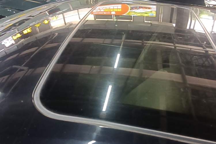 Used Toyota Camry 2015 2.0G Premier Edition Roof