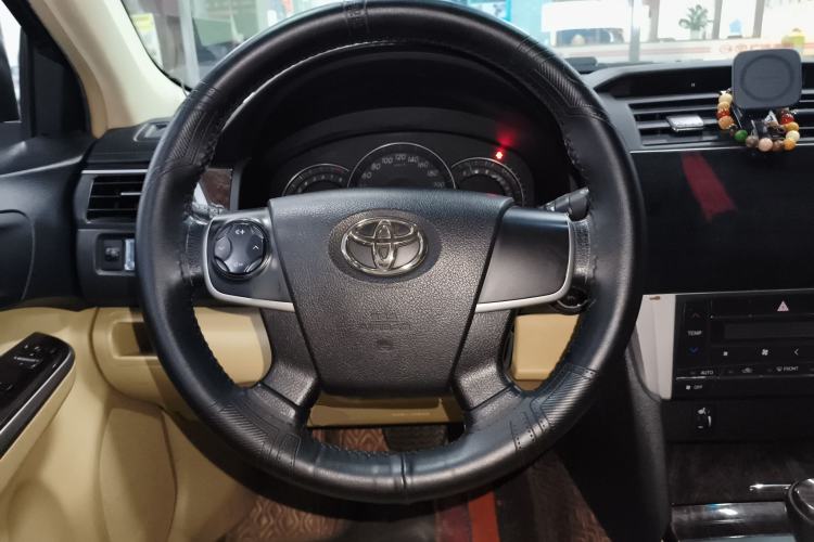 Used Toyota Camry 2015 2.0G Premier Edition Steering Wheel