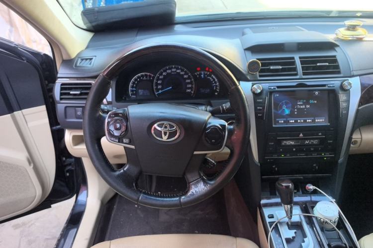 Used Toyota Camry 2015 2.5G Luxury Navigation Edition Steering Wheel