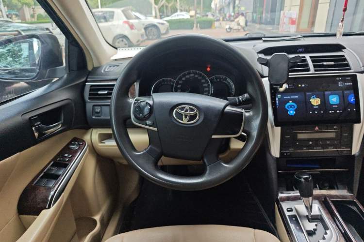 Used Toyota Camry 2015 2.0E Elite Edition Steering Wheel