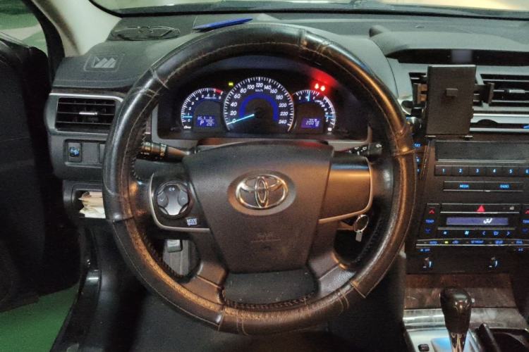 Used Toyota Camry 2015 2.0G Premier Edition Steering Wheel