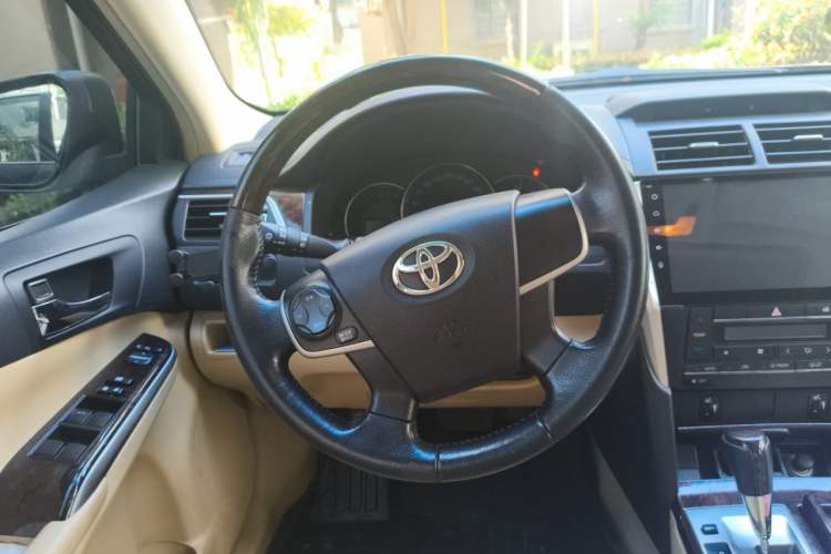 Used Toyota Camry 2015 2.0G Premier Edition Steering Wheel