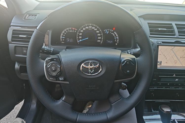 Used Toyota Camry 2015 2.5G Luxury Navigation Edition Steering Wheel
