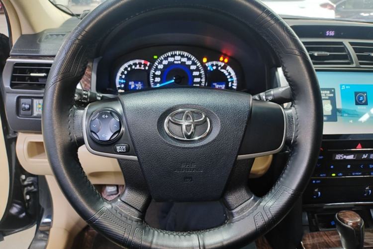 Used Toyota Camry 2015 2.0G Premier Edition Steering Wheel