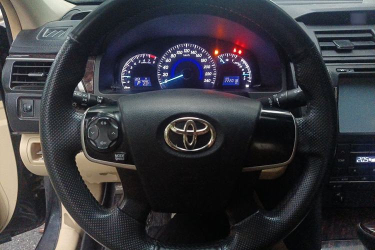 Used Toyota Camry 2015 2.0G Premier Edition Steering Wheel