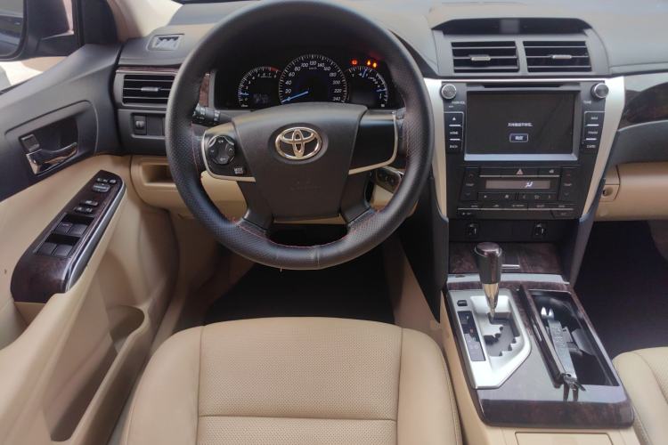 Used Toyota Camry 2015 2.0G Luxury Edition Steering Wheel