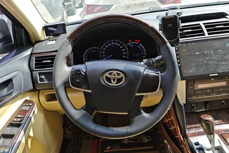 Used Toyota Camry 2015 2.0G Premier Edition Steering Wheel