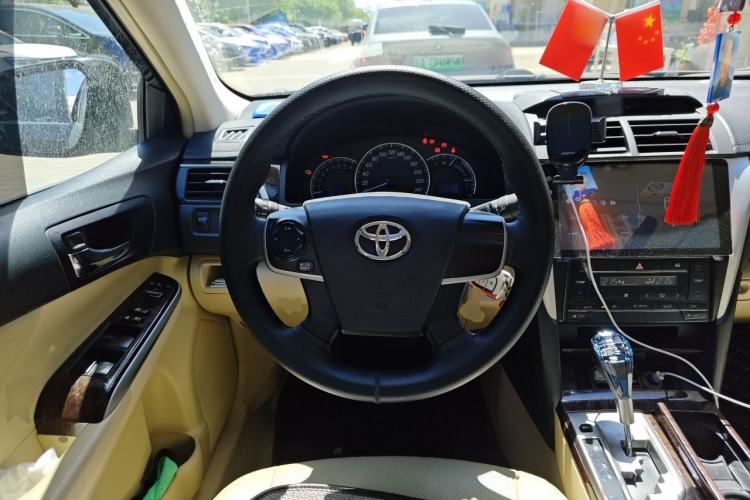 Used Toyota Camry 2015 2.0E Elite Edition Steering Wheel