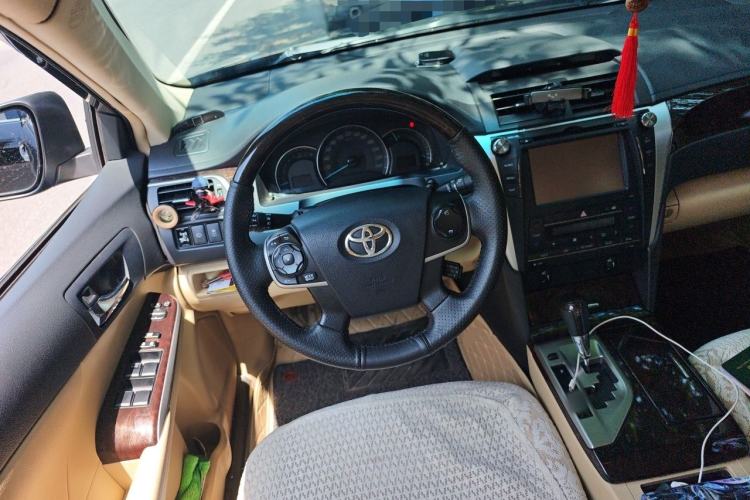 Used Toyota Camry 2015 2.5G Luxury Navigation Edition Steering Wheel