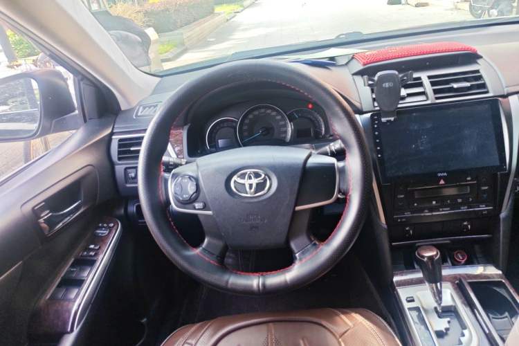 Used Toyota Camry 2015 2.0G Premier Edition Steering Wheel