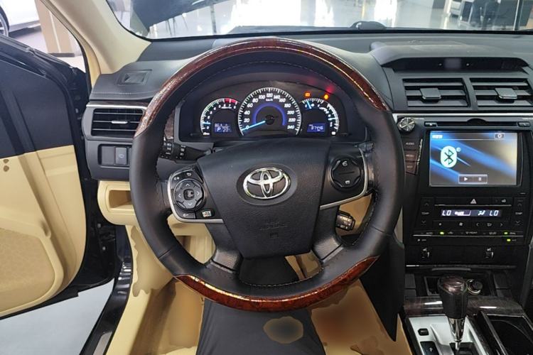 Used Toyota Camry 2015 2.5G Luxury Navigation Edition Steering Wheel