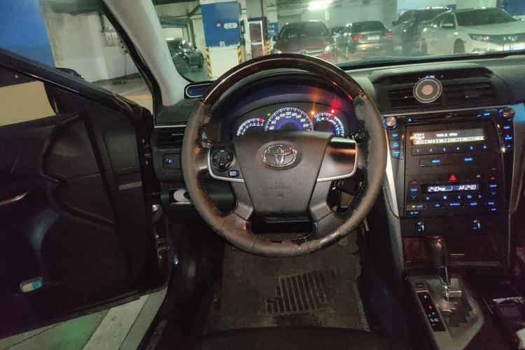 Used Toyota Camry 2015 2.0G Premier Edition Steering Wheel