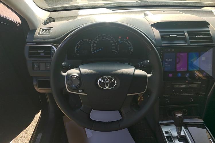 Used Toyota Camry 2015 2.0G Premier Edition Steering Wheel