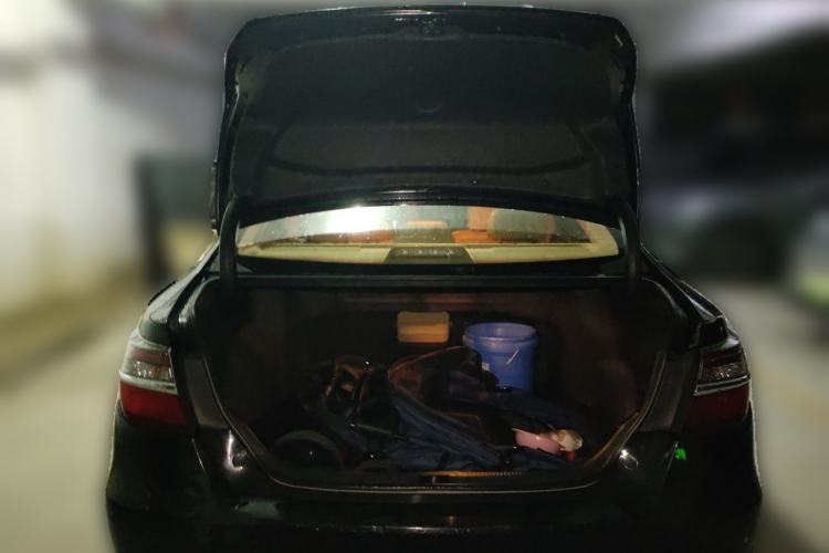 Used Toyota Camry 2015 2.0E Elite Edition Trunk