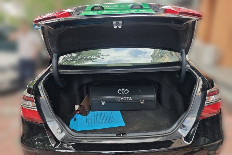 Used Toyota Camry 2015 2.0E Elite Edition Trunk