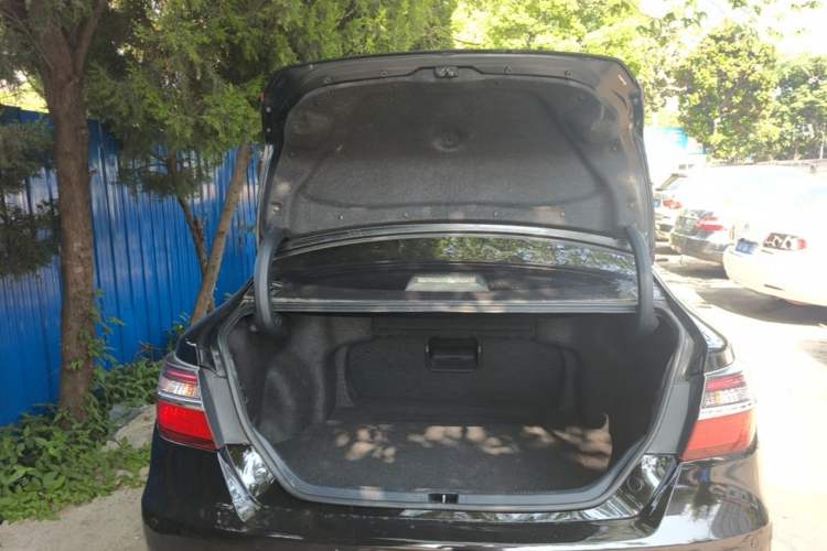 Used Toyota Camry 2015 Junrui 2.0S Activa Edition Trunk
